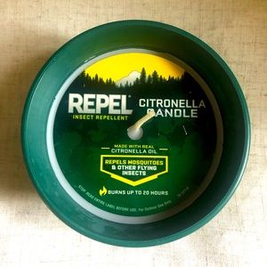 Insect repellent candle